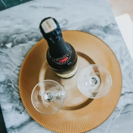 아파트 Oassis Next To Old Town