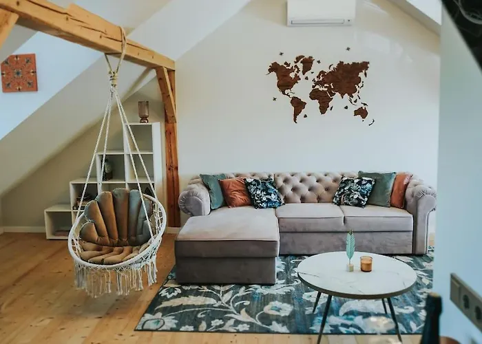 Oassis Next To Old Town Apartman